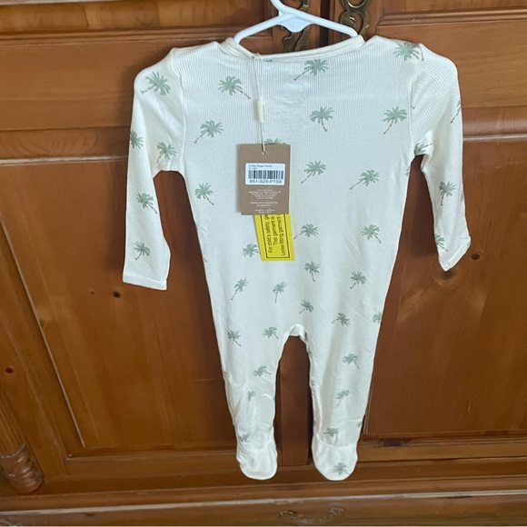 NWT Angel Dear Modal Rib Fabric Palm Tree Print Footie Pajama - Picture 3 of 8